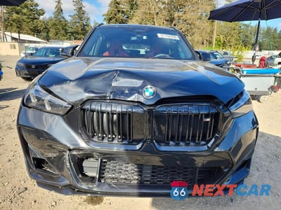 Piąte zdjęcie samochodu w środku: 2026 BMW X1 M35I VIN:WBX13EF06T5425278 - miniatura