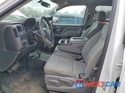 Zdjęcie 7 z 12 samochodu: 2018 CHEVROLET SILVERADO K1500 VIN:1GCVKNEH9JZ201016 - miniatura