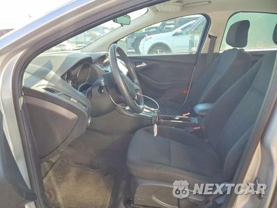 Zdjęcie 7 z 12 samochodu: 2018 FORD FOCUS SE VIN:1FADP3F29JL306661 - miniatura
