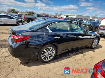 Trzecie zdjęcie samochodu z tyłu: 2018 INFINITI Q50 3.0T LUXE VIN:JN1EV7AR2JM430266 - miniatura