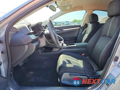 Zdjęcie 7 z 12 samochodu: 2016 HONDA CIVIC LX VIN:19XFC2F55GE219618 - miniatura