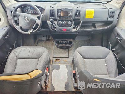 Zdjęcie 8 z 13 samochodu: 2020 RAM PROMASTER 3500 VIN:3C6URVJG7LE136533 - miniatura