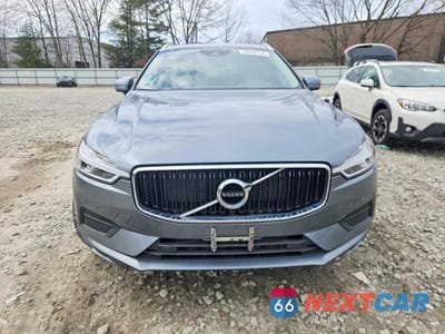 Piąte zdjęcie samochodu w środku: 2019 VOLVO XC60 T6 MOMENTUM VIN:LYVA22RK0KB263996 - miniatura