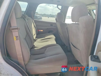 Zdjęcie 11 z 12 samochodu: 2003 CHEVROLET TAHOE C1500 VIN:1GNEC13Z03R180018 - miniatura