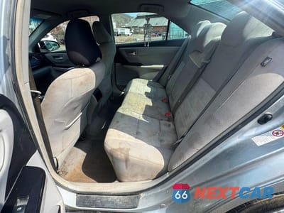 Zdjęcie 6 z 10 samochodu: 2017 TOYOTA CAMRY LE VIN:4T1BF1FK5HU719847 - miniatura