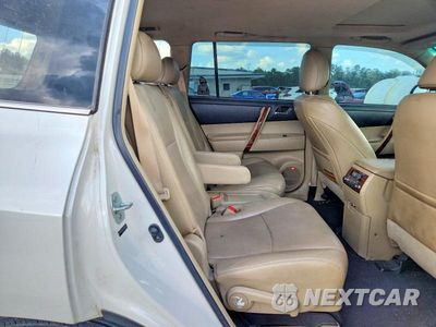 Zdjęcie 11 z 13 samochodu: 2012 TOYOTA HIGHLANDER LIMITED VIN:5TDYK3EHXCS062276 - miniatura