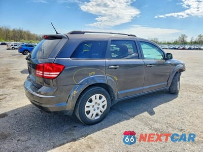 Trzecie zdjęcie samochodu z tyłu: 2017 DODGE JOURNEY SE VIN:3C4PDCAB0HT673521 - miniatura
