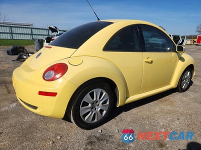 Trzecie zdjęcie samochodu z tyłu: 2008 VOLKSWAGEN NEW BEETLE S VIN:3VWPG31C88M502247 - miniatura