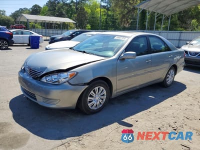 2005 TOYOTA CAMRY LE 4T1BE30K35U587903 - główne zdjęcie licytacji z USA - miniatura
