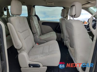 Zdjęcie 11 z 14 samochodu: 2018 DODGE GRAND CARAVAN SE VIN:2C4RDGBG0JR150745 - miniatura