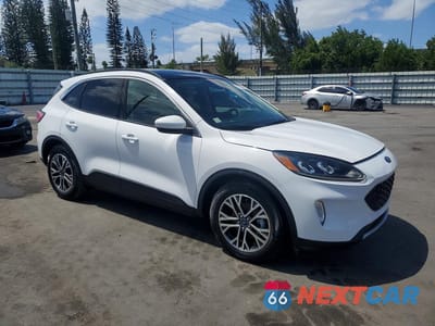 Czwarte zdjęcie samochodu z boku: 2020 FORD ESCAPE SEL VIN:1FMCU0H66LUA35564 - miniatura