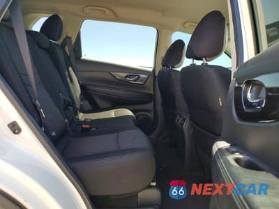 Zdjęcie 11 z 13 samochodu: 2019 NISSAN ROGUE S VIN:5N1AT2MT7KC799204 - miniatura
