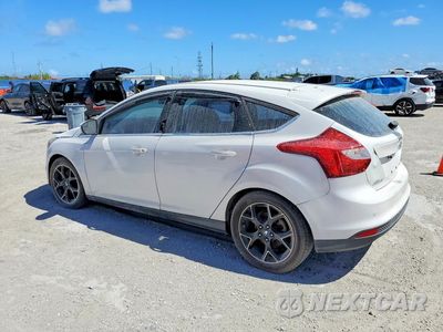 Drugie zdjęcie samochodu z przodu: 2013 FORD FOCUS TITANIUM VIN:1FADP3N29DL259699 - miniatura