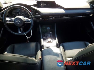 Zdjęcie 8 z 12 samochodu: 2023 MAZDA 3 PREFERRED VIN:3MZBPACM6PM355347 - miniatura