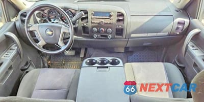 Zdjęcie 8 z 12 samochodu: 2011 CHEVROLET SILVERADO C1500 LT VIN:1GCRCSEAXBZ234740 - miniatura