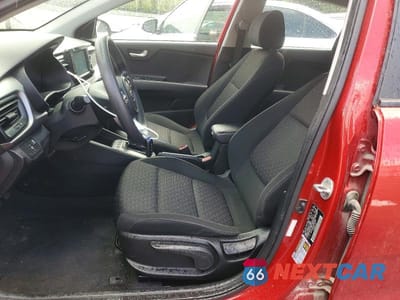 Zdjęcie 7 z 12 samochodu: 2019 KIA RIO S VIN:3KPA24AB5KE216393 - miniatura