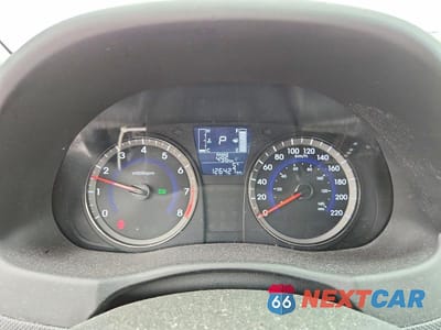 Zdjęcie 9 z 12 samochodu: 2017 HYUNDAI ACCENT SE VIN:KMHCT5AE0HU342690 - miniatura