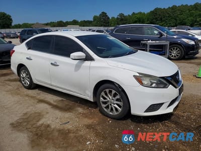 Czwarte zdjęcie samochodu z boku: 2019 NISSAN SENTRA SV VIN:3N1AB7AP8KY310668 - miniatura