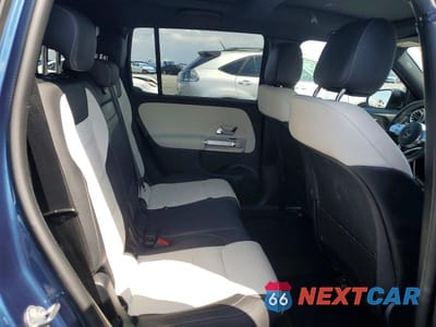 Zdjęcie 11 z 13 samochodu: 2023 MERCEDES-BENZ GLB 250 4MATIC VIN:W1N4M4HBXPW278438 - miniatura