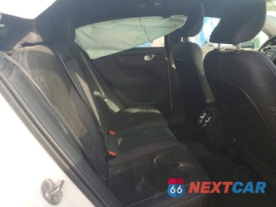 Zdjęcie 10 z 12 samochodu: 2023 VOLVO C40 RECHARGE PLUS VIN:YV4ED3GL6P2065782 - miniatura