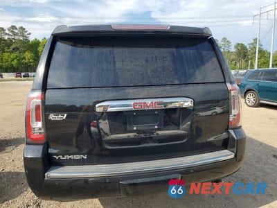 Zdjęcie 6 z 11 samochodu: 2019 GMC YUKON DENALI VIN:1GKS1CKJ1KR225978 - miniatura