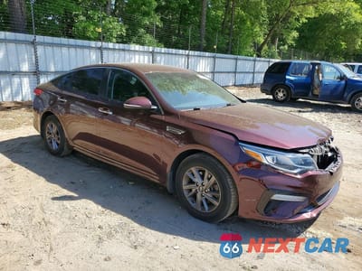 Czwarte zdjęcie samochodu z boku: 2020 KIA OPTIMA LX VIN:5XXGT4L31LG427791 - miniatura