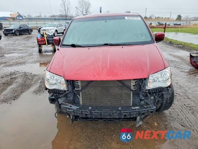 Piąte zdjęcie samochodu w środku: 2016 DODGE GRAND CARAVAN SXT VIN:2C4RDGCG0GR243448 - miniatura