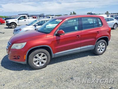 2010 VOLKSWAGEN TIGUAN S WVGAV7AX4AW000474 - główne zdjęcie licytacji z USA - miniatura