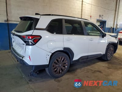 Trzecie zdjęcie samochodu z tyłu: 2025 SUBARU FORESTER SPORT VIN:JF2SLDHC7SH497902 - miniatura