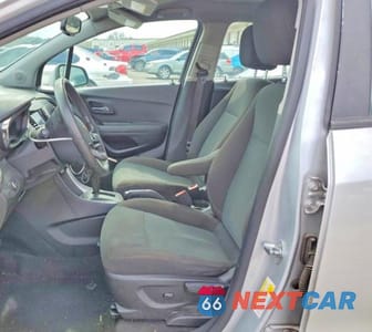 Zdjęcie 7 z 13 samochodu: 2020 CHEVROLET TRAX LS VIN:KL7CJKSB4LB311523 - miniatura