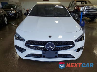 Piąte zdjęcie samochodu w środku: 2022 MERCEDES-BENZ CLA 250 4MATIC VIN:W1K5J4HB9NN285314 - miniatura