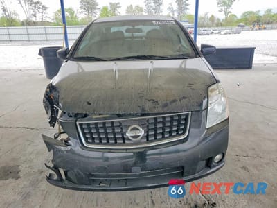 Piąte zdjęcie samochodu w środku: 2011 NISSAN SENTRA 2.0 VIN:3N1AB6AP0BL682917 - miniatura