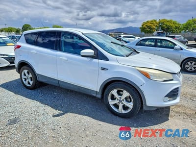 Czwarte zdjęcie samochodu z boku: 2014 FORD ESCAPE SE VIN:1FMCU0GX5EUC92776 - miniatura