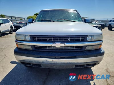 Piąte zdjęcie samochodu w środku: 1999 CHEVROLET SILVERADO K1500 VIN:1GCEK19T9XZ122249 - miniatura