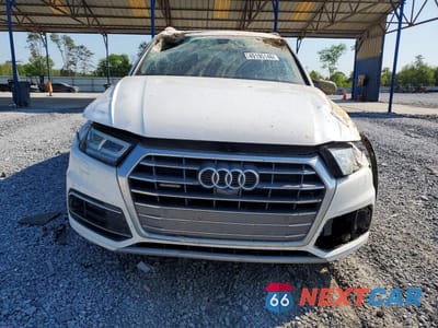 Piąte zdjęcie samochodu w środku: 2018 AUDI Q5 PRESTIGE VIN:WA1CNAFY7J2054591 - miniatura