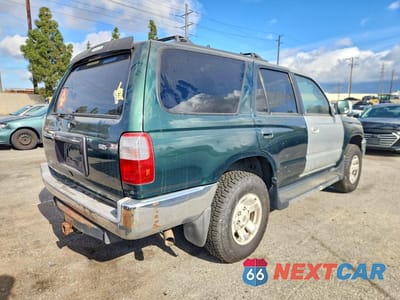 Trzecie zdjęcie samochodu z tyłu: 1999 TOYOTA 4RUNNER SR5 VIN:JT3GN86R5X0097120 - miniatura