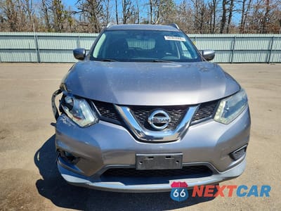 Piąte zdjęcie samochodu w środku: 2016 NISSAN ROGUE SV VIN:KNMAT2MV2GP678697 - miniatura