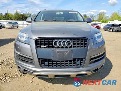 Piąte zdjęcie samochodu w środku: 2015 AUDI Q7 PREMIUM PLUS VIN:WA1LGAFE9FD027548 - miniatura
