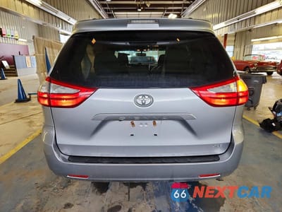Zdjęcie 6 z 13 samochodu: 2015 TOYOTA SIENNA XLE 8-PASSENGER VIN:5TDYK3DC2FS571966 - miniatura
