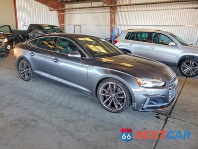 Czwarte zdjęcie samochodu z boku: 2018 AUDI S5 PRESTIGE VIN:WAUC4CF58JA098953 - miniatura