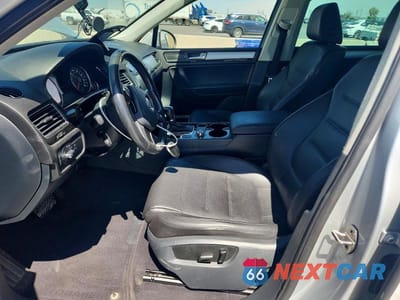 Zdjęcie 7 z 13 samochodu: 2013 VOLKSWAGEN TOUAREG V6 VIN:WVGEF9BP2DD006833 - miniatura