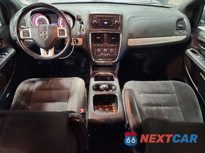 Zdjęcie 8 z 13 samochodu: 2015 DODGE GRAND CARAVAN SXT VIN:2C4RDGCG9FR523237 - miniatura
