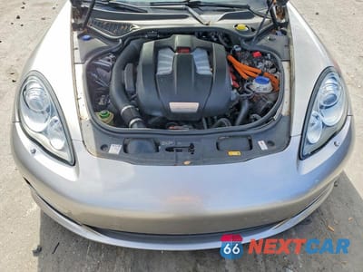 Zdjęcie 11 z 12 samochodu: 2012 PORSCHE PANAMERA S HYBRID VIN:WP0AD2A78CL045531 - miniatura
