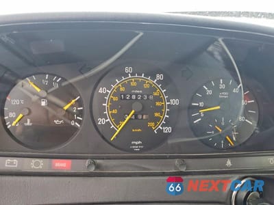 Zdjęcie 9 z 13 samochodu: 1985 MERCEDES-BENZ 300 DT VIN:WDBAB33C2FA192156 - miniatura