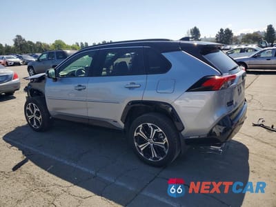 Drugie zdjęcie samochodu z przodu: 2024 TOYOTA RAV4 PRIME XSE VIN:JTMEB3FV9RD210669 - miniatura