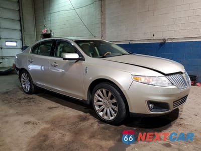 Czwarte zdjęcie samochodu z boku: 2011 LINCOLN MKS VIN:1LNHL9DR9BG615305 - miniatura