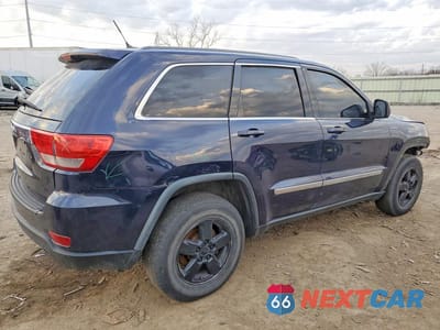 Trzecie zdjęcie samochodu z tyłu: 2012 JEEP GRAND CHEROKEE LAREDO VIN:1C4RJFAG8CC263410 - miniatura