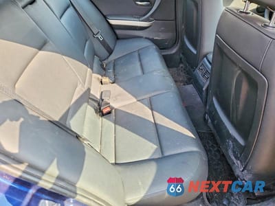 Zdjęcie 10 z 12 samochodu: 2011 BMW 323 I VIN:WBAPG7C58BA795299 - miniatura