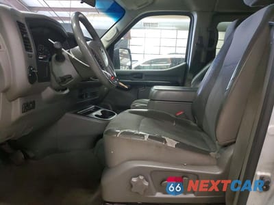 Zdjęcie 7 z 13 samochodu: 2020 NISSAN NV 3500 HD SV VIN:5BZBF0AA5LN850972 - miniatura