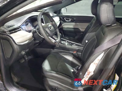 Zdjęcie 7 z 14 samochodu: 2025 JEEP COMPASS LIMITED VIN:3C4NJDCN3ST577290 - miniatura
